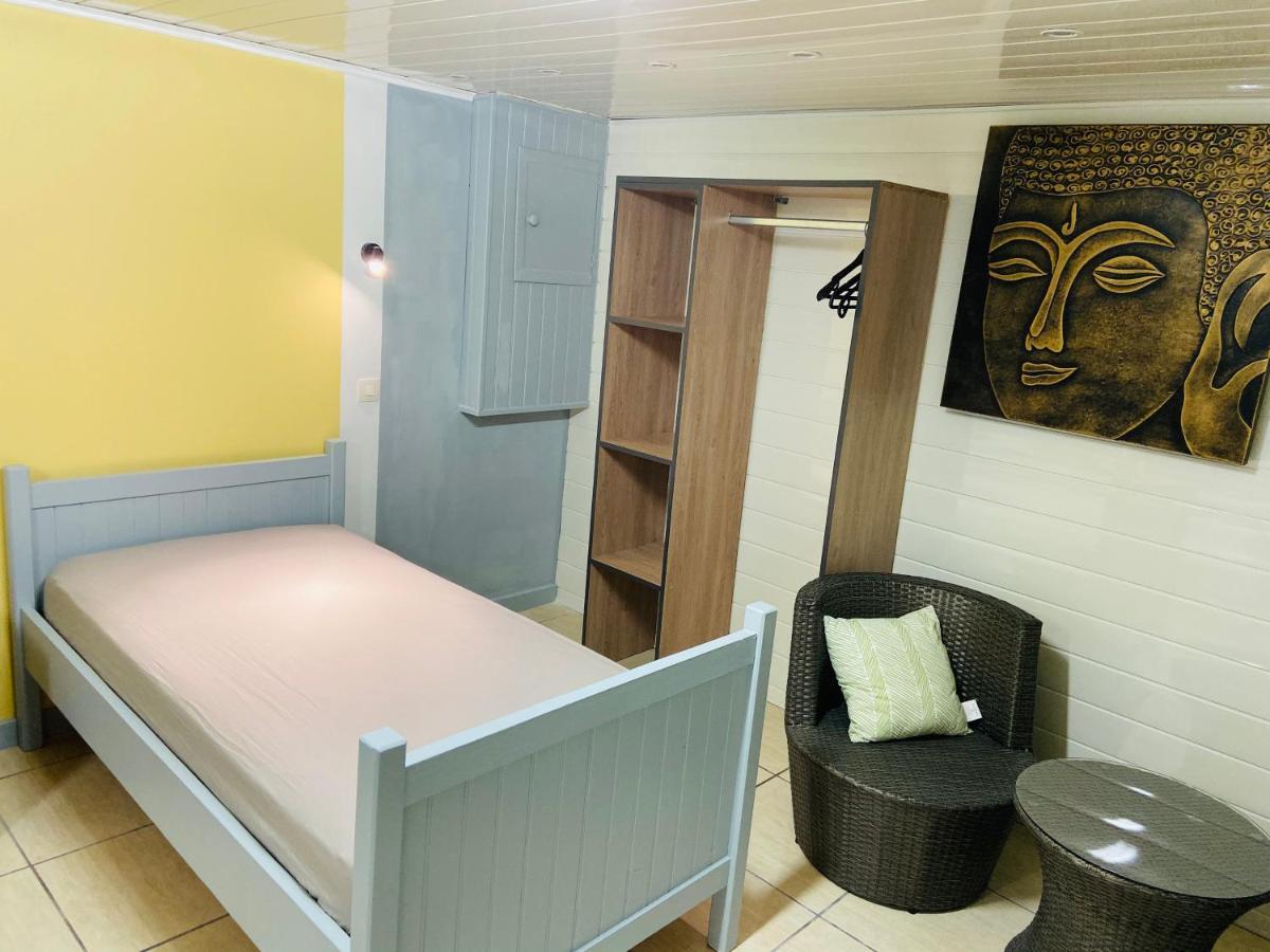 Chambres D'Hotes L'Orchidee Rose Салази Екстериор снимка