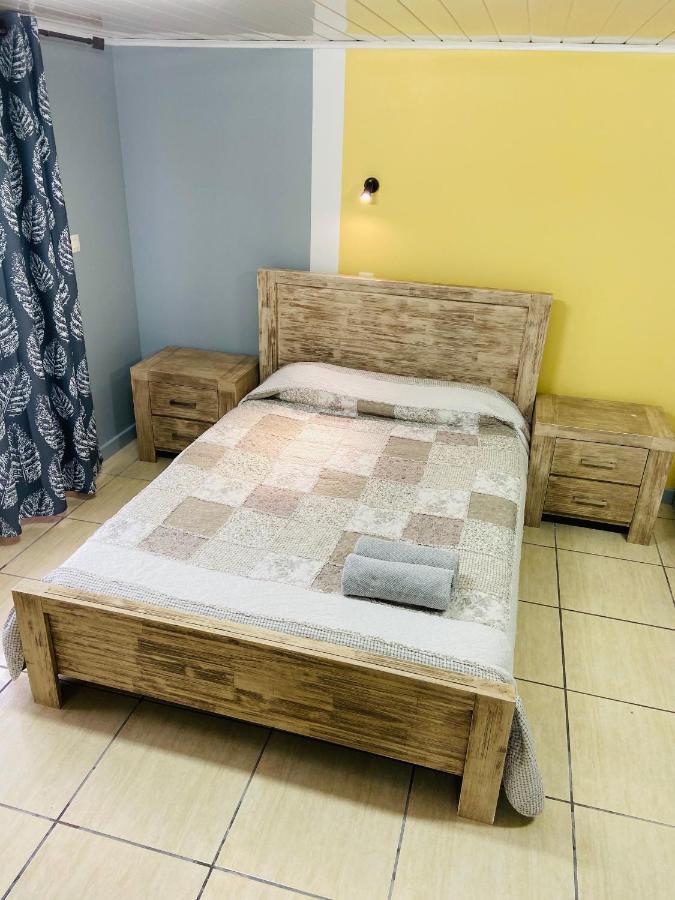 Chambres D'Hotes L'Orchidee Rose Салази Екстериор снимка
